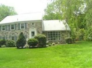 12 Plush Mill Rd, Wallingford, PA 19086