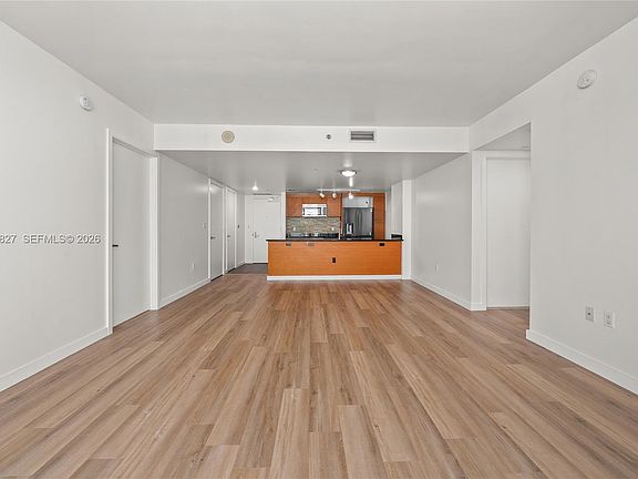 2nd image of 50 Biscayne Blvd APT 4111