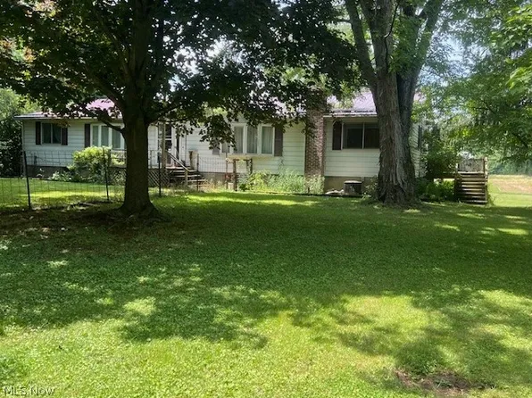 2990 E River Rd, Newton Falls, OH 44444