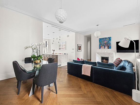 2nd image of 235 W 75th St #507