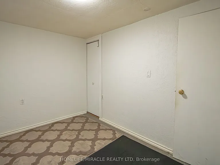 1100 Blanchard Rd — Photo 29