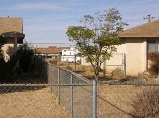 13456 Pauhaska Rd, Apple Valley, CA 92308