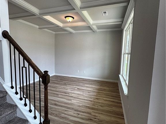5th image of 1818 Smith Farm St