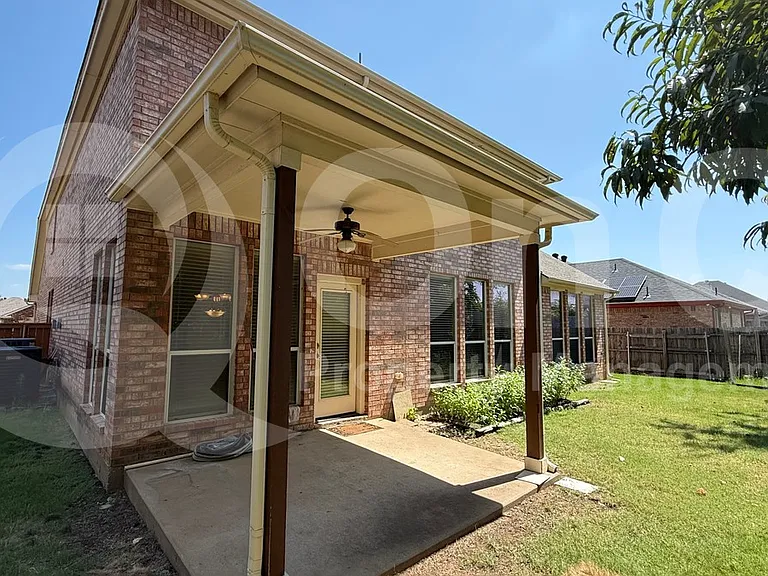 5836 Windy Meadow Ln — Photo 31