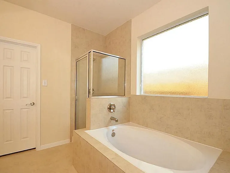 3310 Pimlico Pine Ln — Photo 16
