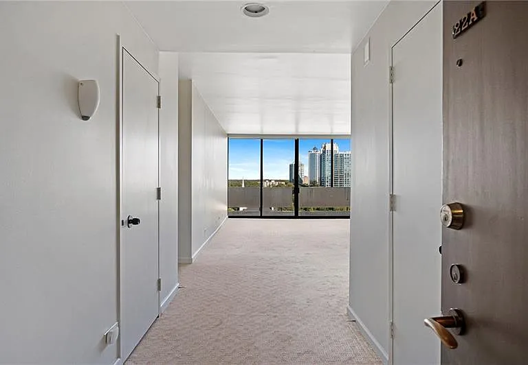 2575 Peachtree Rd NE #22A — Photo 4