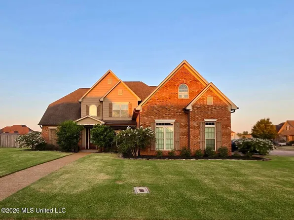 1052 Aquila Cir N, Olive Branch, MS 38654