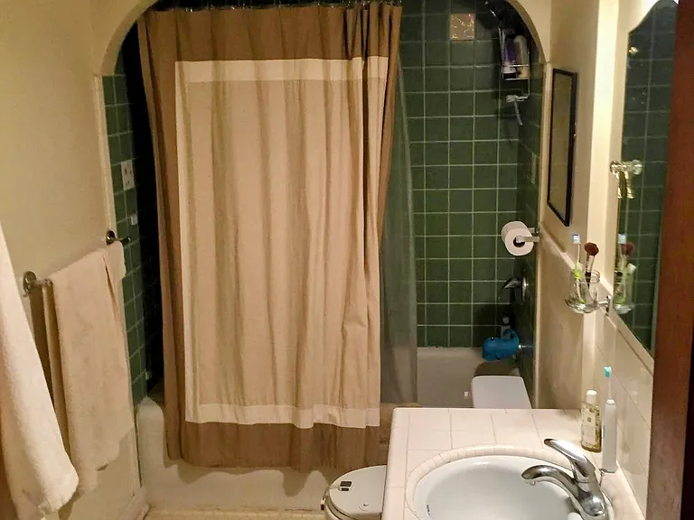 2044 Yale Ave E #302 — Photo 16