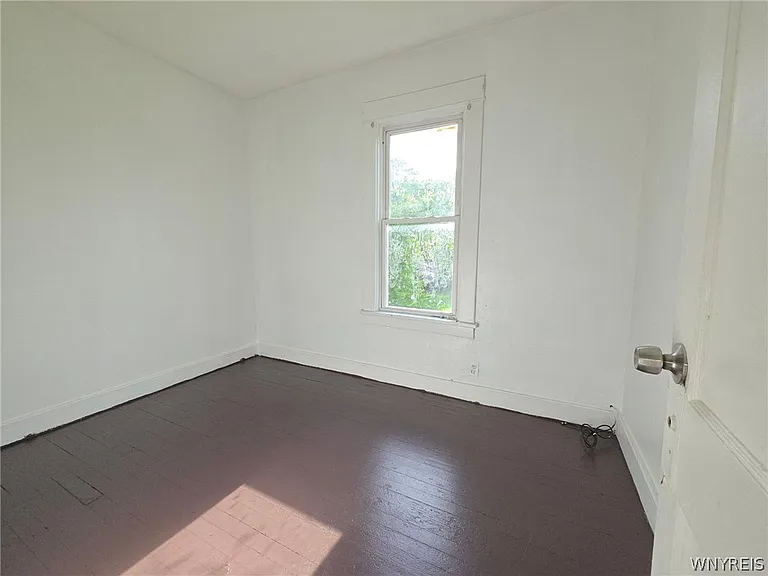 67 Moeller St #UPPER — Photo 6