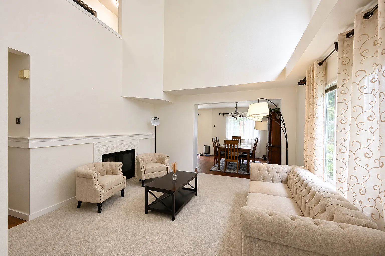 3 bed, 2.5 bath, 1938 sqft, $3,400 — Photo 3