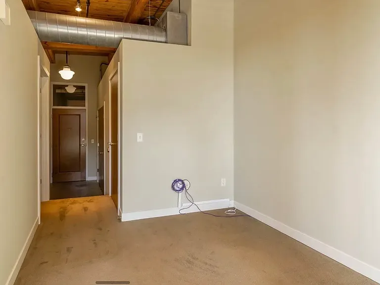 408 W 8th St #807 — Photo 9