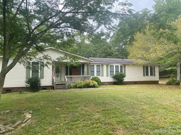 6805 England Rd, Midland, NC 28107