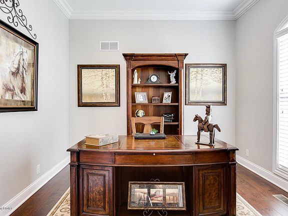 1404 Aaron Creek Dr-19