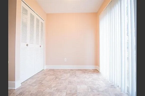 Woodland Square Apartments — Photo 3