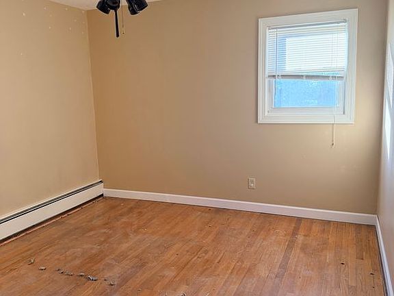 5th image of 1141 Magie Ave Floor 2