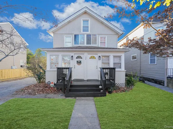 158 Oldfield Ave, Amityville, NY 11701