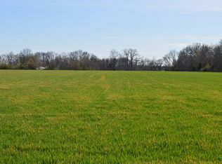 20 County Rd, Mill Shoals, IL 62862