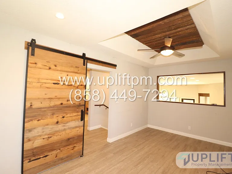 4721 Meadowridge Rd — Photo 9