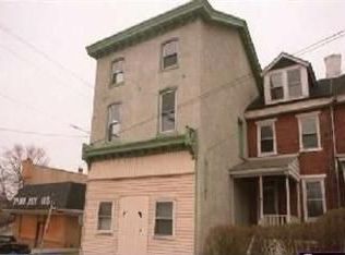 2 Hill St, Brookhaven, PA 19015