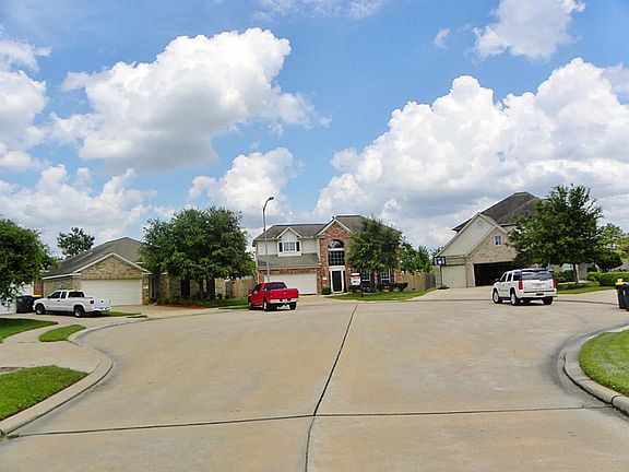 2nd image of 18202 Juniper Creek Ln