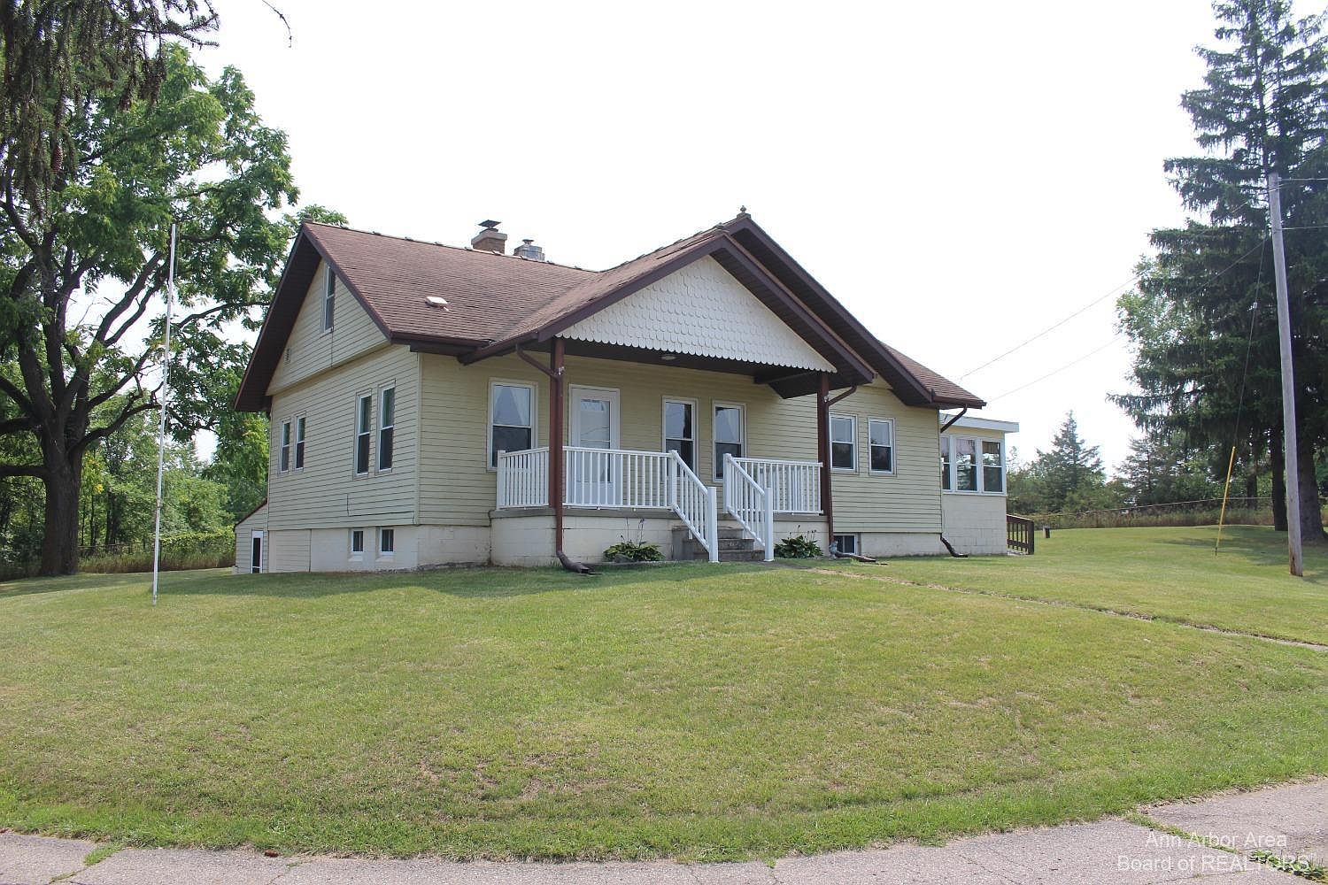 16717 W Us Highway 12, Cement City, MI 49233 Zillow