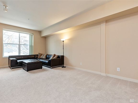 5th image of 16275 NE 85th St APT 214