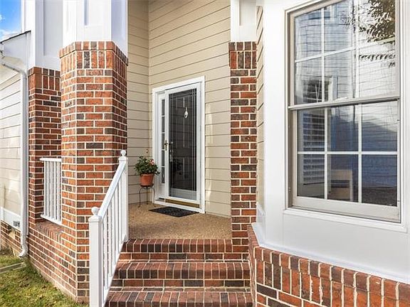 5th image of 10812 Dominion Fairways Dr