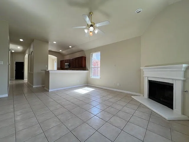 2012 Hopkins Dr — Photo 17