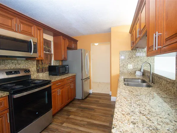 3100 N Pine Island Rd, Sunrise, FL