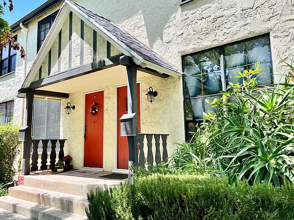 2nd image of 7919 Oakwood Ave