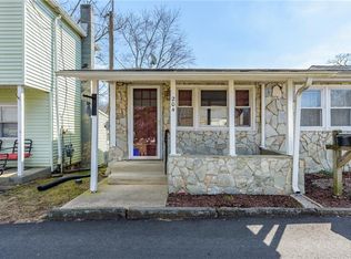 204 Lyons Ln, Fieldsboro, NJ 08505