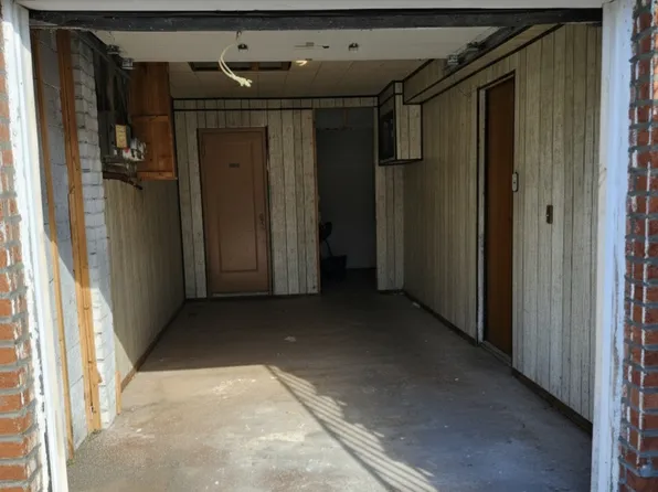 1125 East 104th Street image 15 of 15