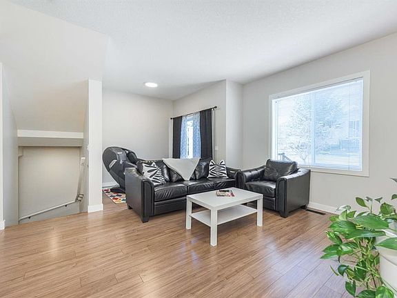 5th image of 300 SE Marina Dr #82