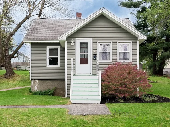 35 Perry St, Auburn, MA 01501