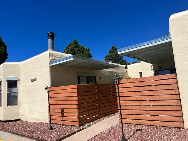 Camino Capitan, Santa Fe — Photo 2