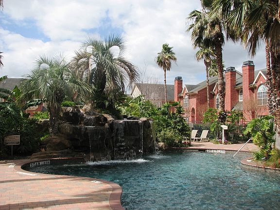 2nd image of 2380 Bering Dr #2382G