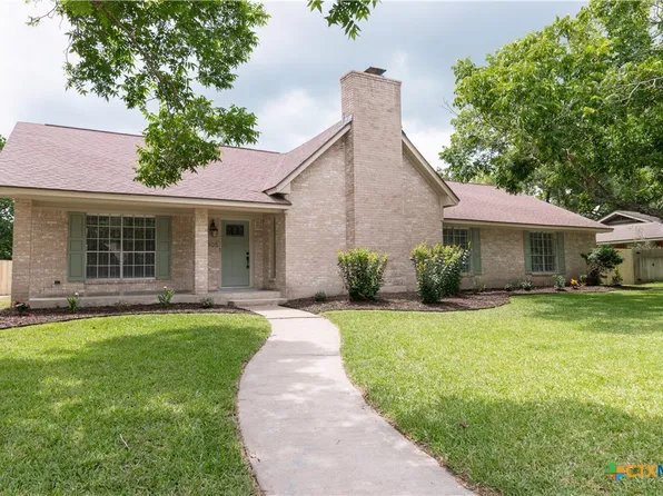 105 Spokane St, Victoria, TX 77904