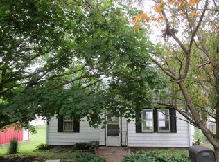 1921 14th Ave S, Clinton, IA 52732