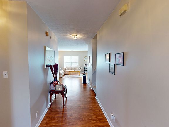 2nd image of 7931 Carberry Ct