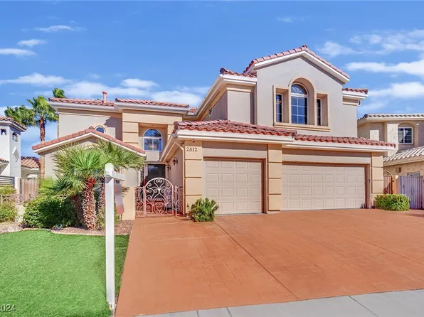 2812 Lakecrest Dr, Las Vegas, NV 89128