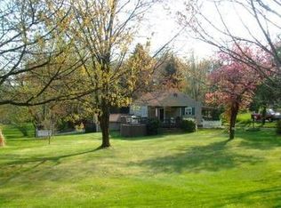 4415 Tuscarawas Rd, Beaver, PA 15009