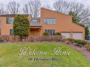 10 Theodore Dr, East Brunswick, NJ 08816