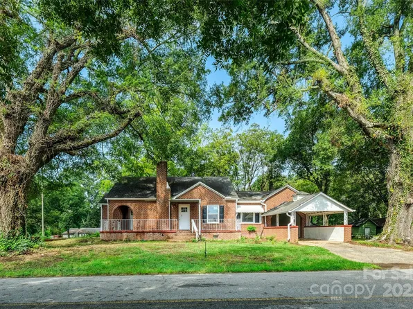 801 Requa Rd, Cherryville, NC 28021