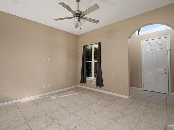 3rd image of 2306 26th St