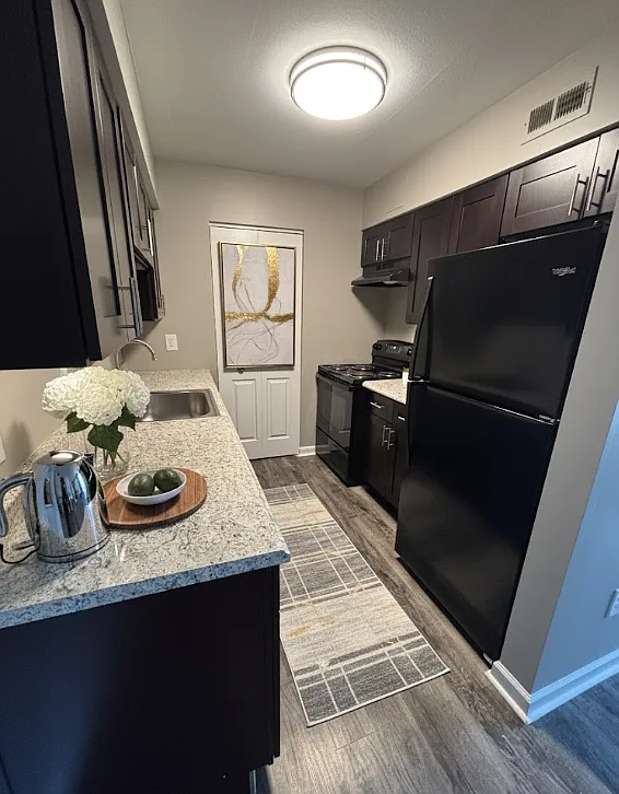 Beacon Point Apartments — Photo 3