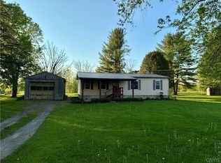 7495 Alvord Rd, Stittville, NY 13469