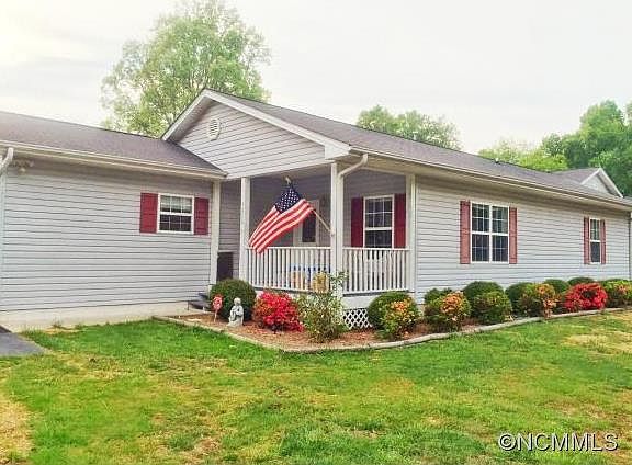 1st image of 3310 Sandy Dr #1-2