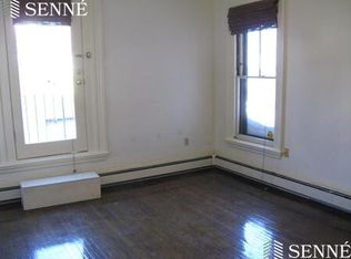 16 Clinton St #8A, Cambridge, MA 02139