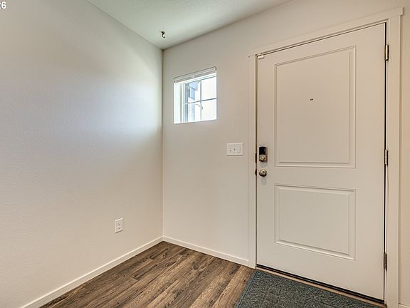 3rd image of 2102 S Sandhill Way