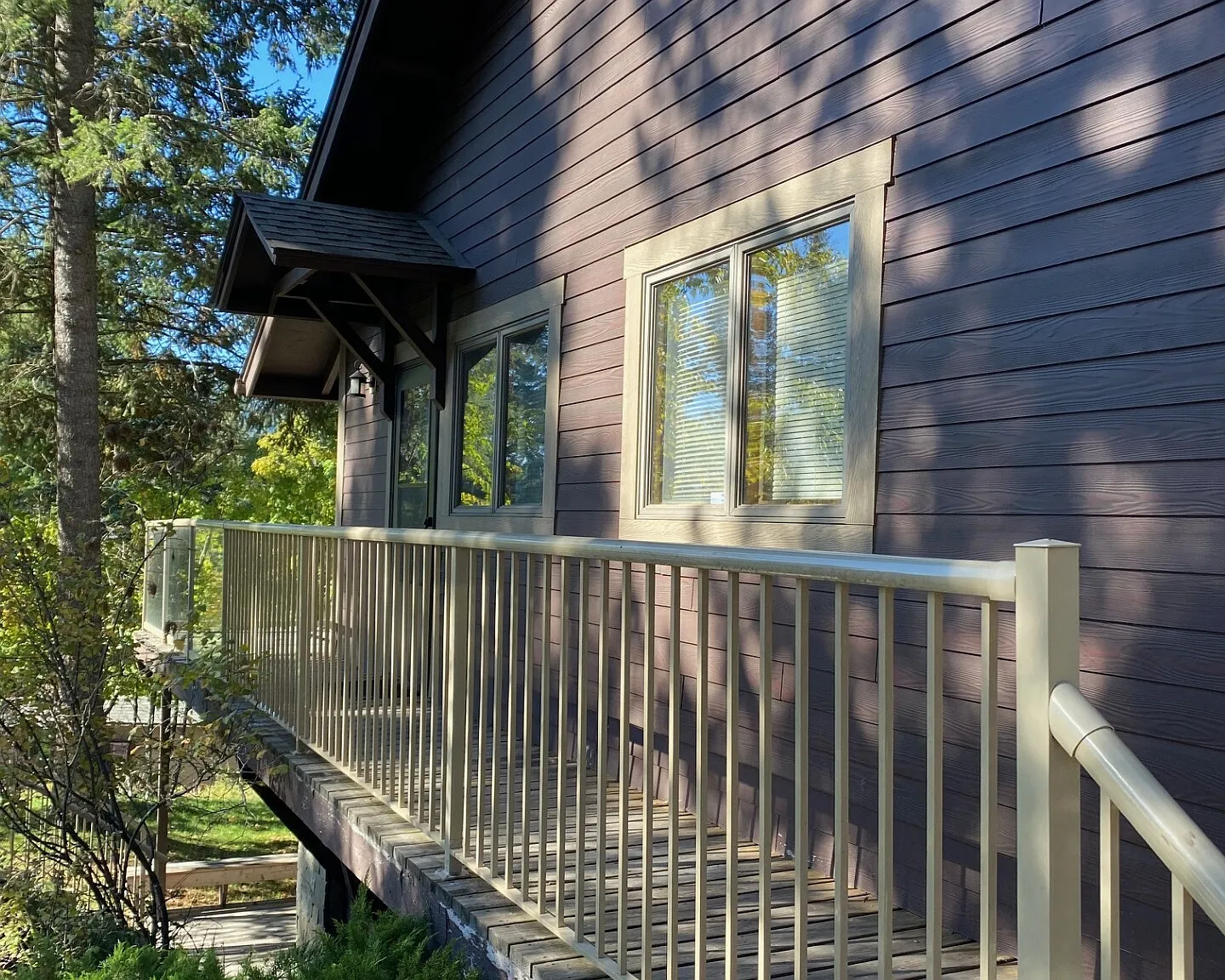 300 Bay Point Dr — Photo 1
